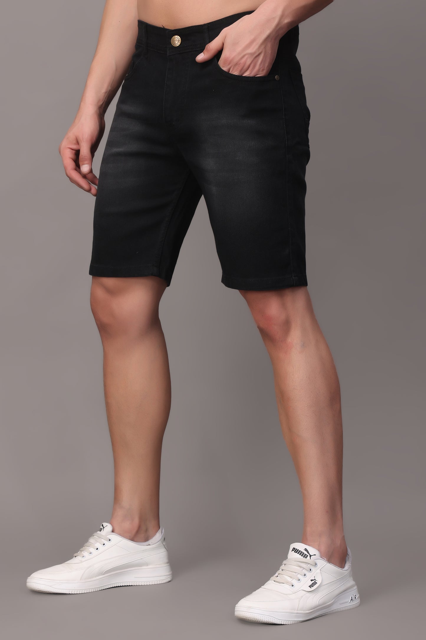 ZAYSH Men Slim Mid Rise Black Shorts (Short-Den-Spray -02)
