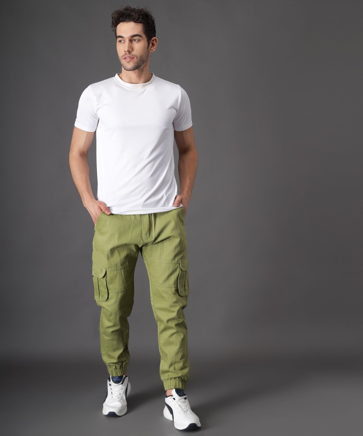 ZAYSH Men Regular Mid Rise Green Cargo Pants (CAR)